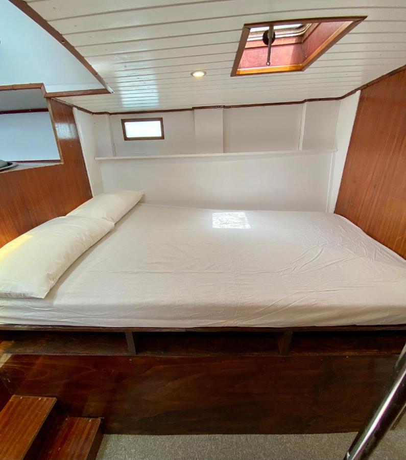 Hotel Fantastico Velero En Barcelona Sant Adria de Besos Exteriér fotografie