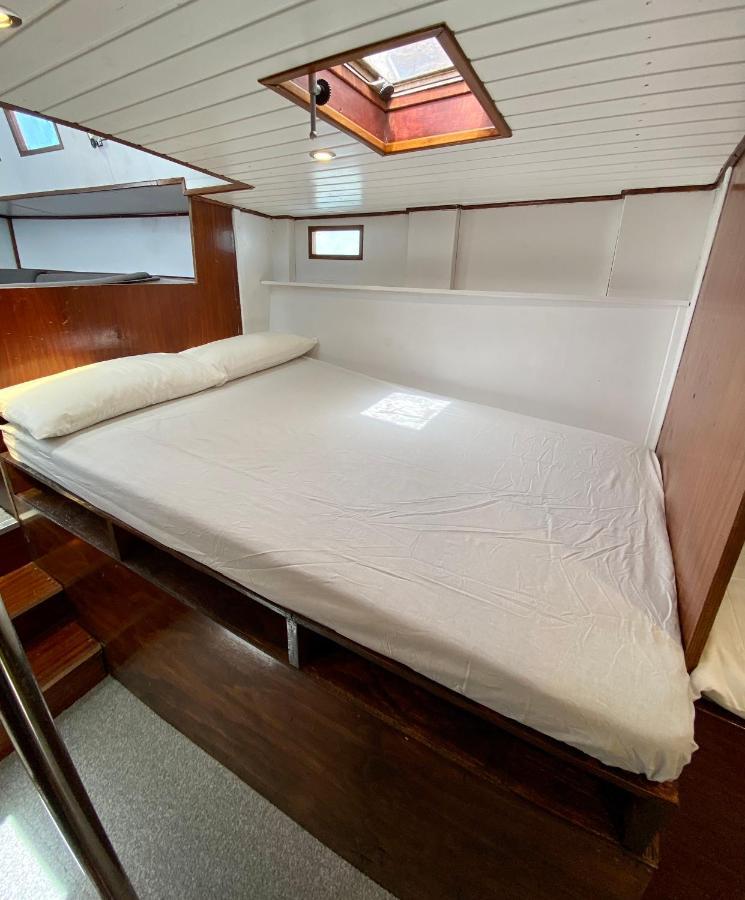 Hotel Fantastico Velero En Barcelona Sant Adria de Besos Exteriér fotografie